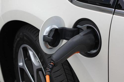 柴油车和汽油车的区别_柴油车和汽油车的优点